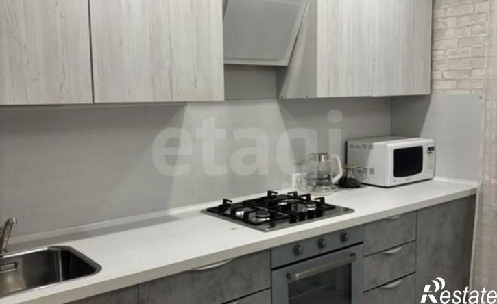 3-комн квартира 18-й микрорайон, 23