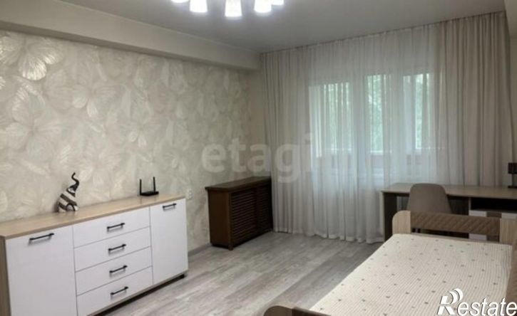 3-комн квартира 18-й микрорайон, 23