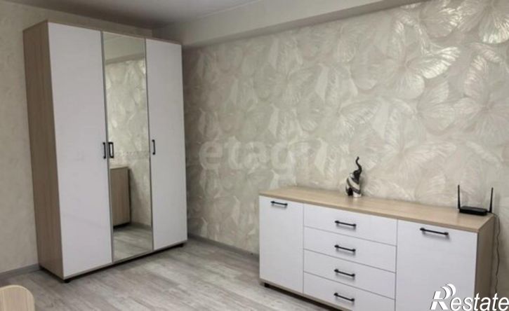 3-комн квартира 18-й микрорайон, 23