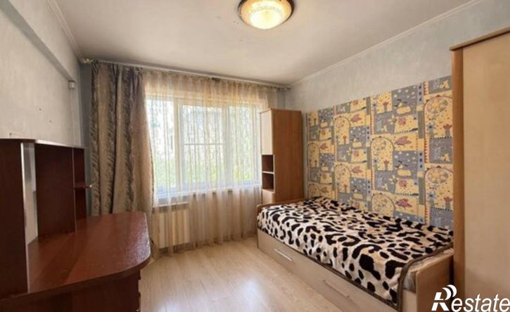 3-комн квартира 18-й микрорайон, 7