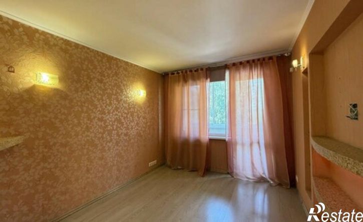3-комн квартира 18-й микрорайон, 7