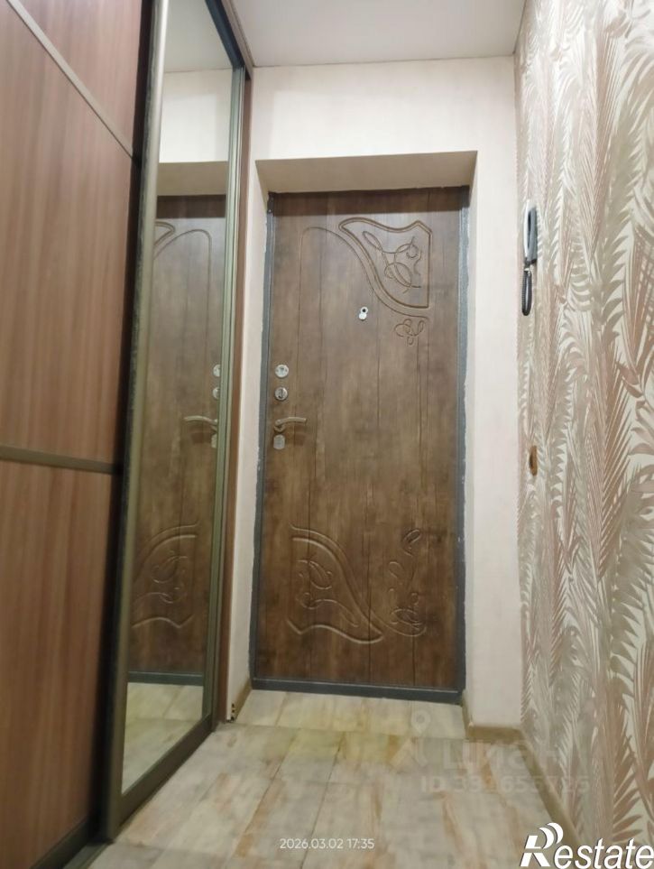 3-комн квартира 33-й микрорайон, 10