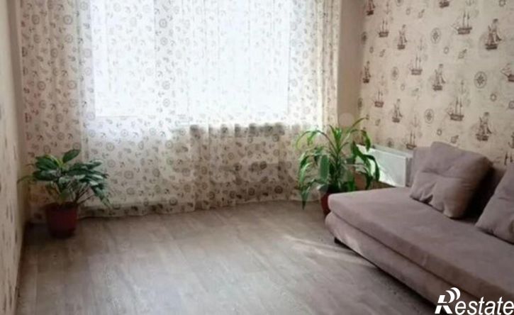 3-комн квартира 33-й микрорайон, 10
