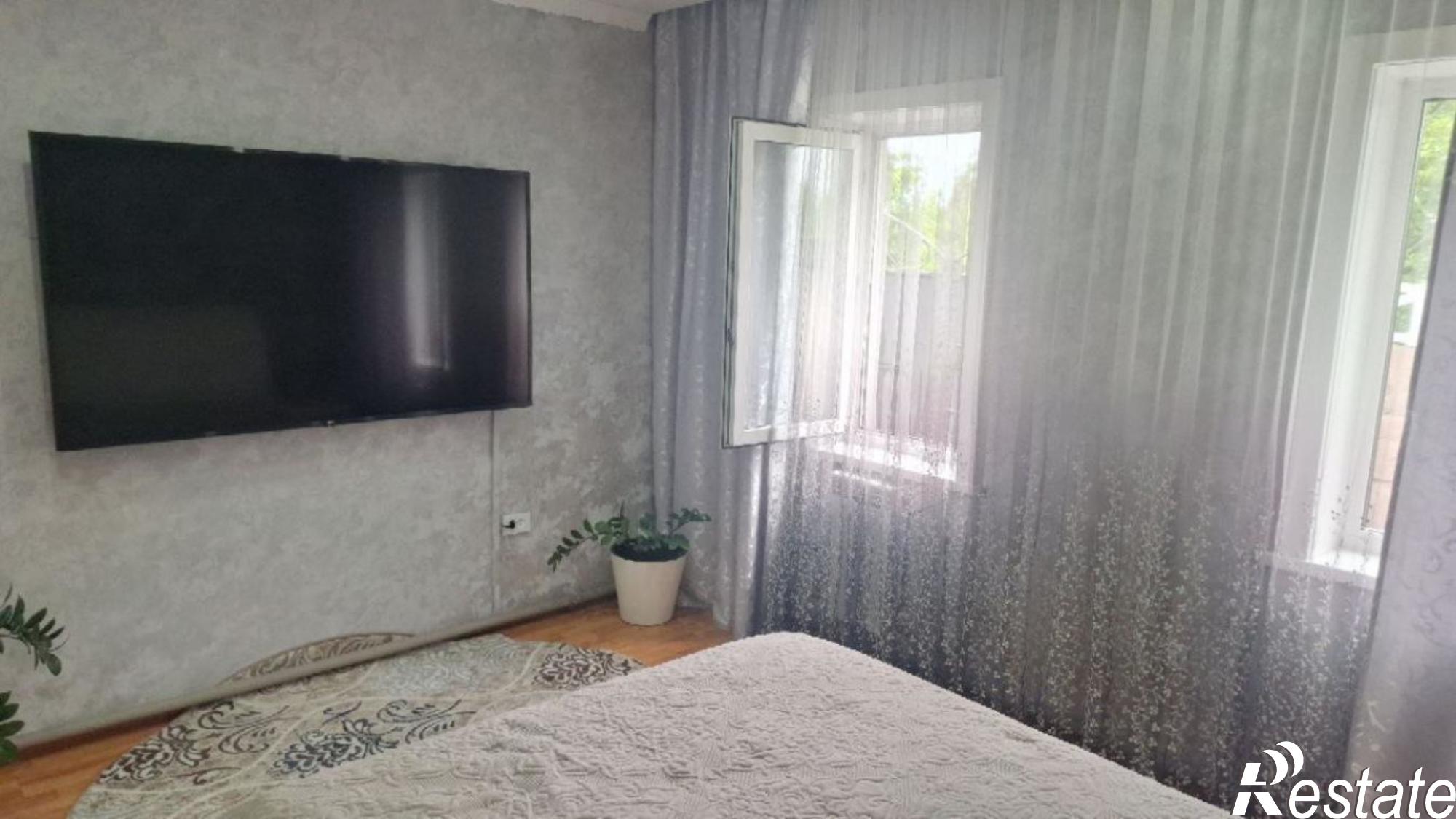 Купить дачу, дом, коттедж за 8 700 000 рублей на Перова, 23