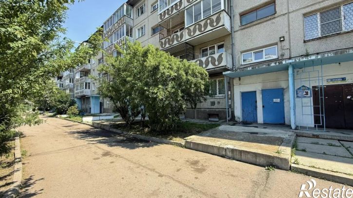 3-комн квартира -, 7
