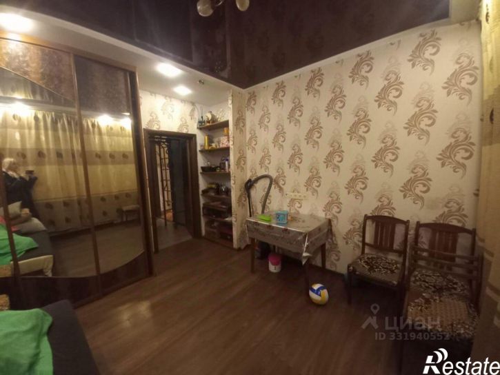 4-комн квартира 74 кв-л, д.8