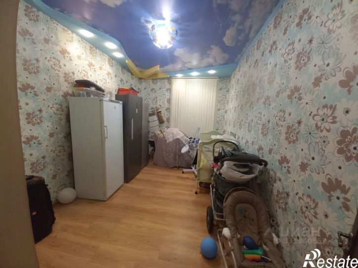 4-комн квартира 74 кв-л, д.8