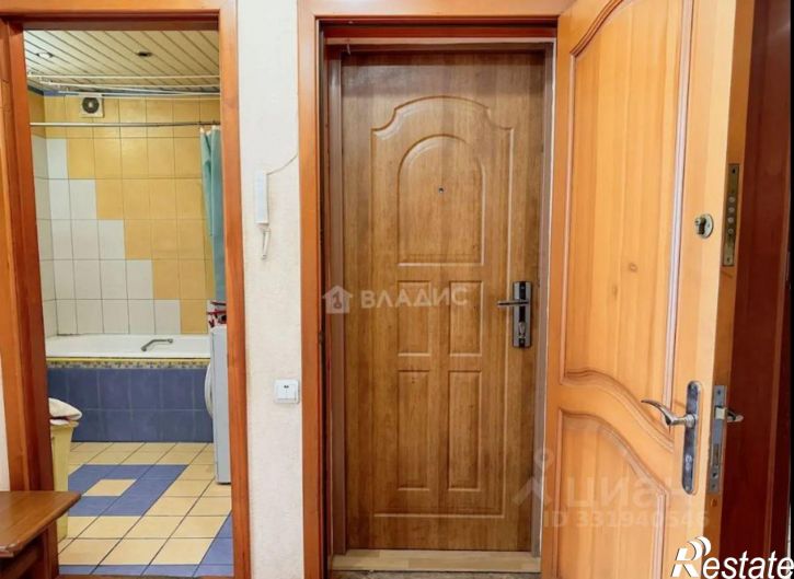 3-комн квартира 15 мкр, д.13