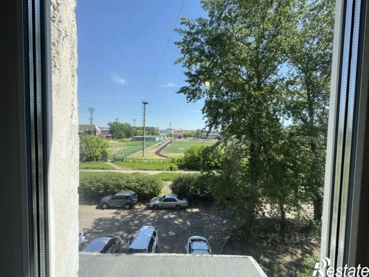 2-комн квартира 95 кв-л, д.13