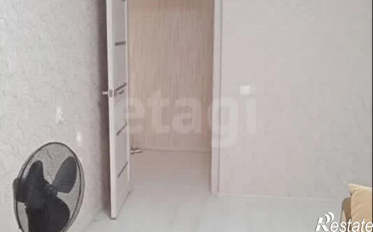 2-комн квартира 31-й микрорайон, 1