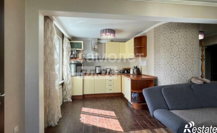 5-комн квартира микрорайон 12А, 4