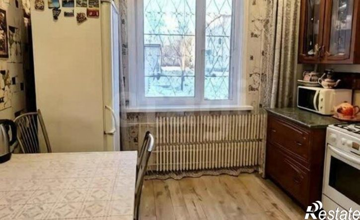 3-комн квартира микрорайон 12А, 4