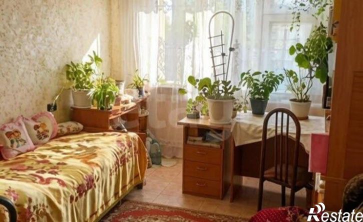 4-комн квартира 17-й микрорайон, 3