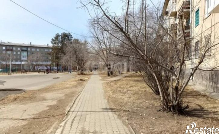 2-комн квартира 12-й микрорайон, 6