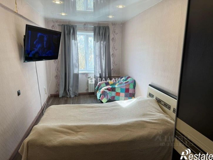 3-комн квартира ул 40 лет Октября, 44,  д. 44