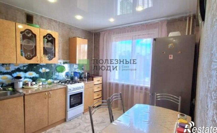 1-комн квартира 8-й микрорайон, 10