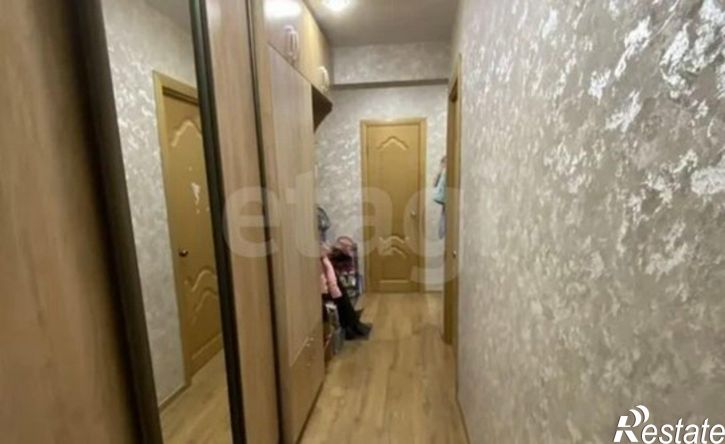2-комн квартира 17-й микрорайон, 1