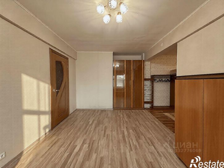 4-комн квартира 6-й микрорайон, 3