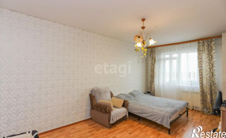 3-комн квартира 33-й микрорайон, 1
