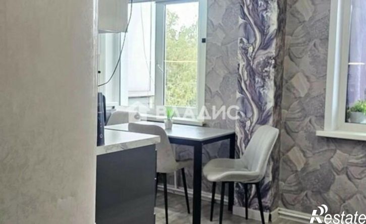 3-комн квартира 7-й микрорайон, 5