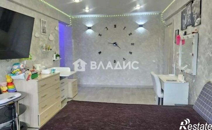 3-комн квартира 7-й микрорайон, 5