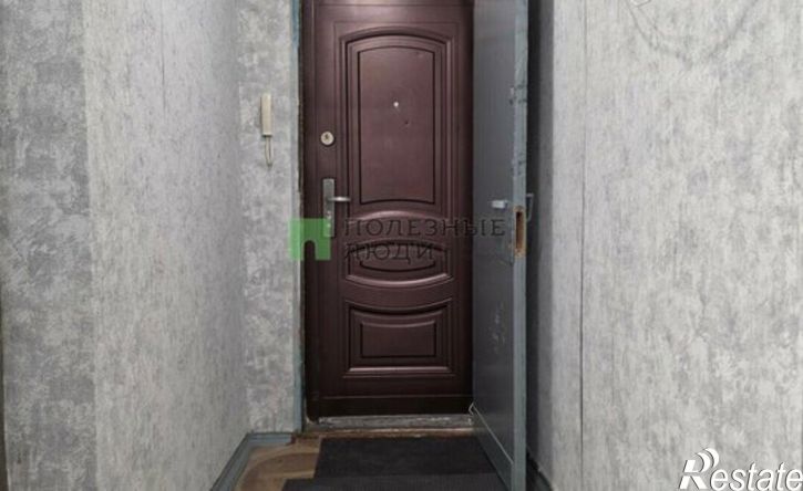 2-комн квартира 12-й микрорайон, 14
