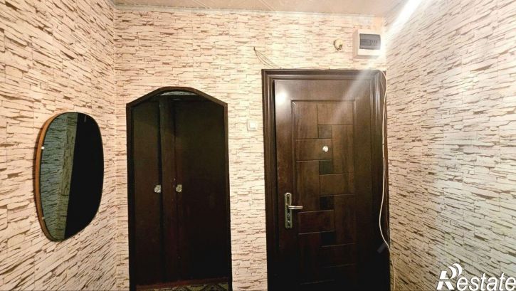 3-комн квартира 10 мкр, д.98