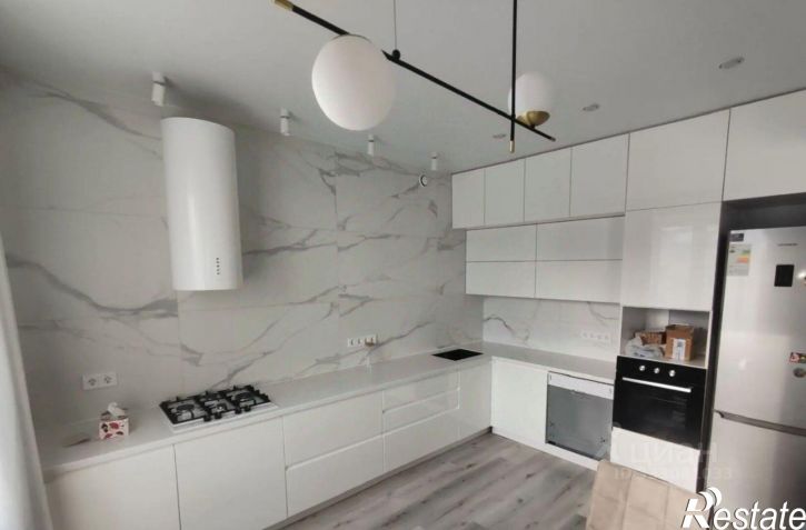 2-комн квартира 32 мкр, д.19