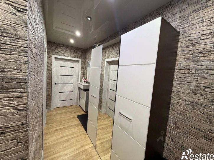 2-комн квартира 18 кв-л, д.12