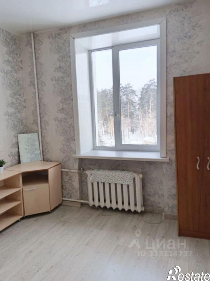Комната Ангарский район, Б кв-л, д.12