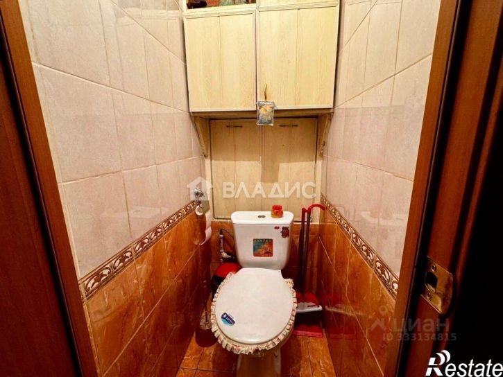 4-комн квартира 10-й микрорайон, 46