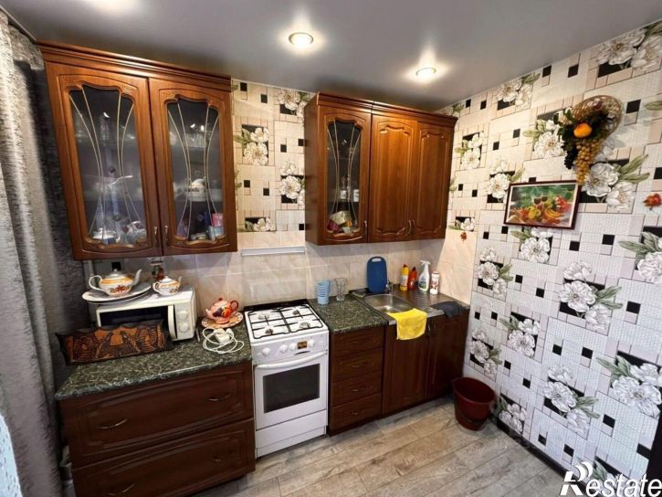 3-комн квартира Ангарский район, 12а мкр, д.4