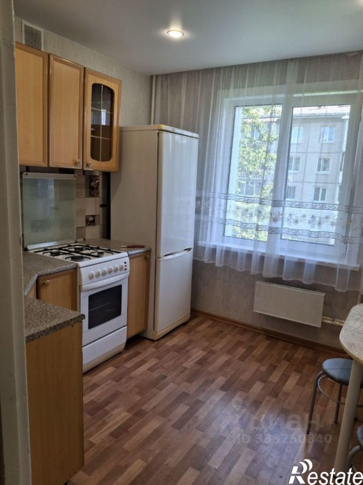 1-комн квартира 32-й микрорайон, 3