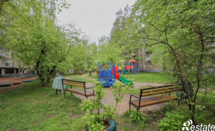 1-комн квартира 12-й микрорайон, 12