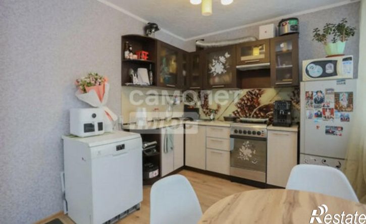 2-комн квартира 17-й микрорайон, 4