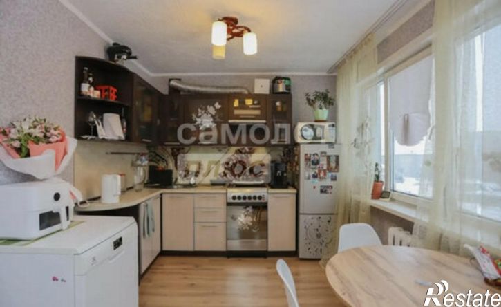 2-комн квартира 17-й микрорайон, 4