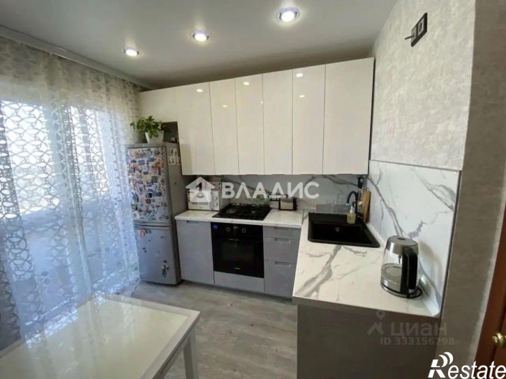 3-комн квартира 7-й микрорайон, 1