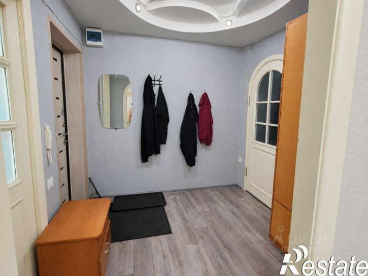 2-комн квартира 12-й микрорайон, 3