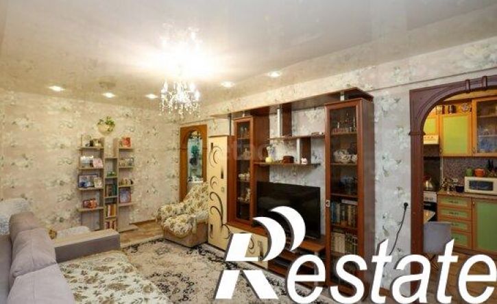 3-комн квартира 95-й квартал, 7