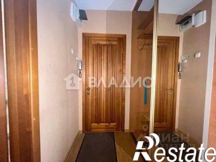3-комн квартира микрорайон 17А, 25
