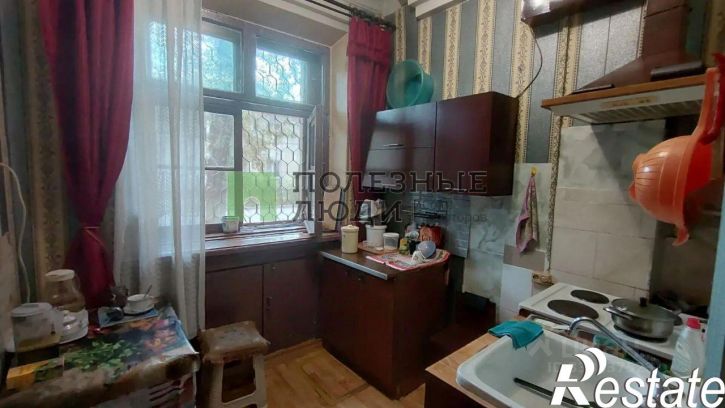 Комната Ангарский район, 27 кв-л, д.8