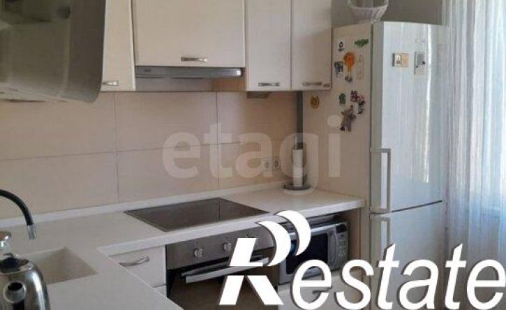 3-комн квартира 33-й микрорайон, 6