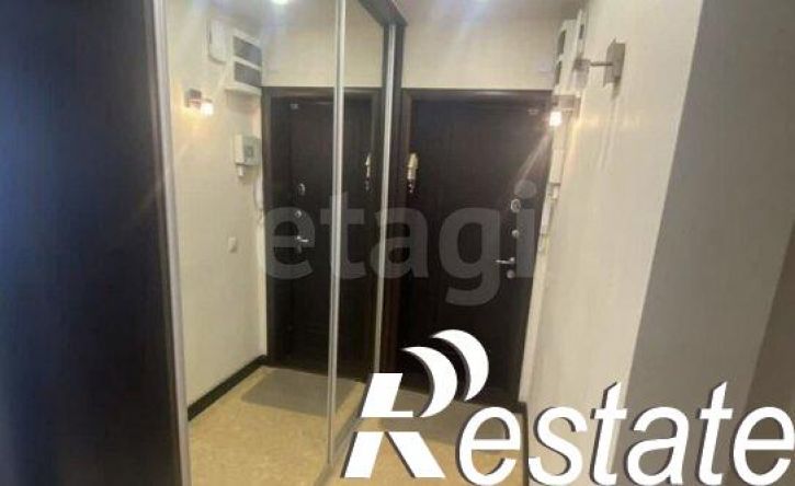 3-комн квартира 33-й микрорайон, 6