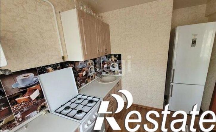 2-комн квартира 11-й микрорайон, 3