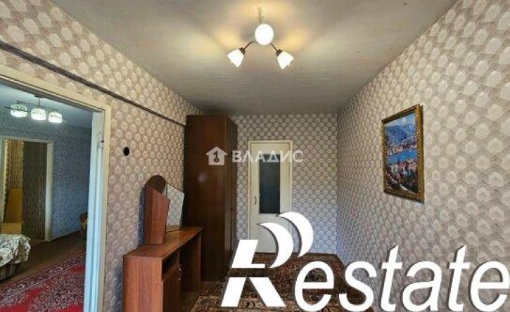 3-комн квартира улица Горького, 49А
