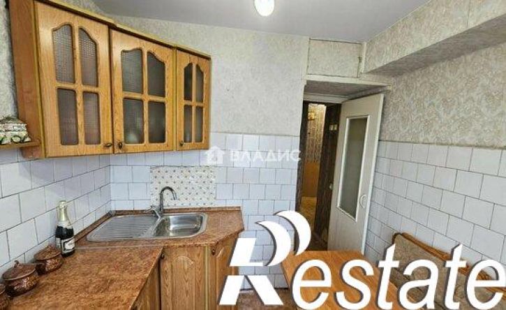 3-комн квартира улица Горького, 49А