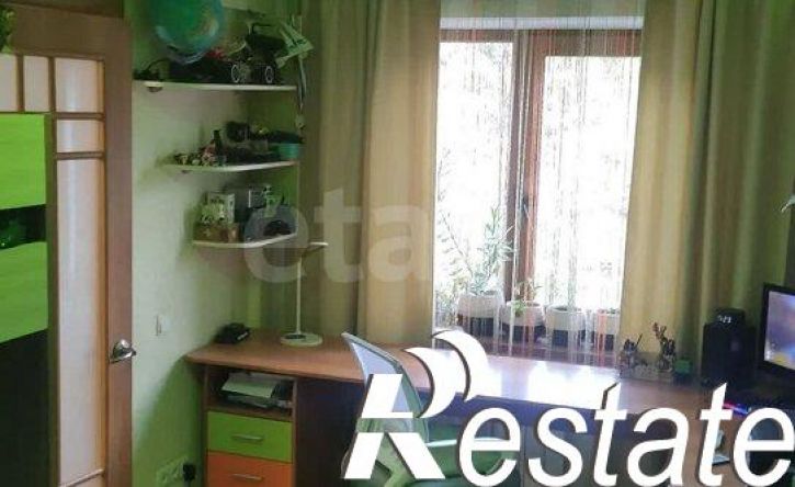 2-комн квартира 12-й микрорайон, 8