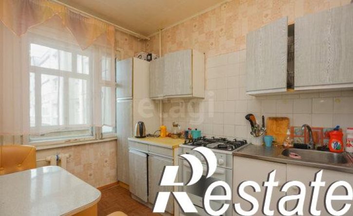 3-комн квартира 7-й микрорайон, 14